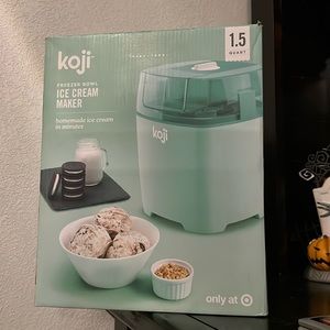New ice cream machine never used